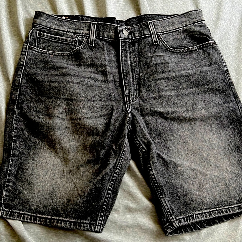 Men’s Black Levi Jean Shorts 511 style size: 36